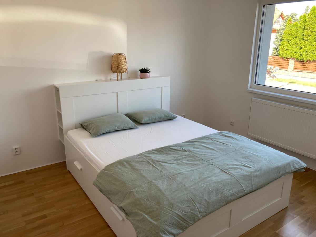 Apartman Maay Hlohovec Eksteriør billede