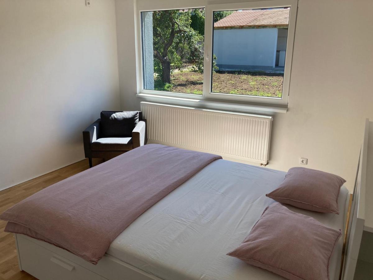 Apartman Maay Hlohovec Eksteriør billede