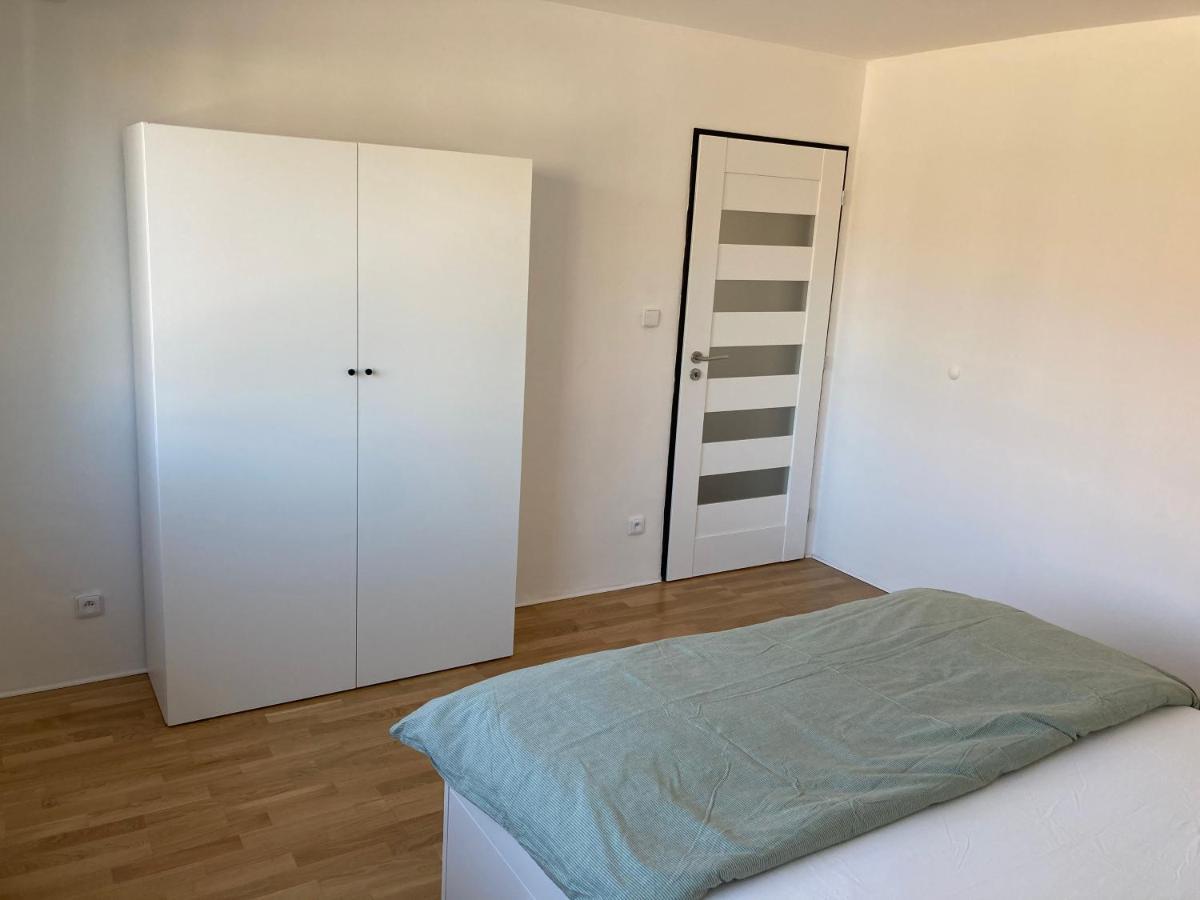 Apartman Maay Hlohovec Eksteriør billede